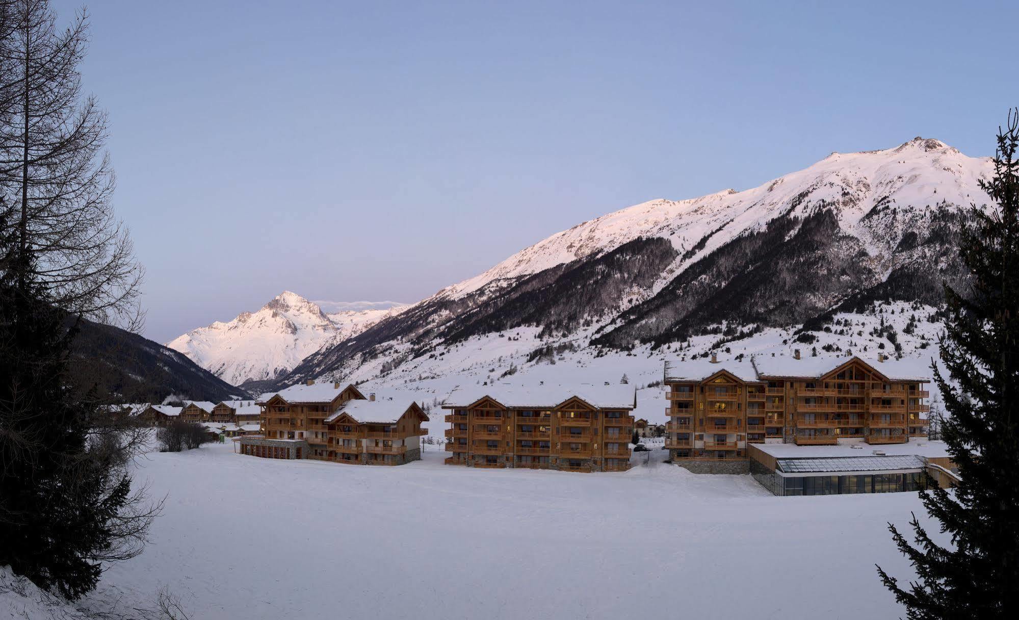 Cgh Residences & Spas Les Chalets De Flambeau Lanslebourg-Mont-Cenis Eksteriør billede
